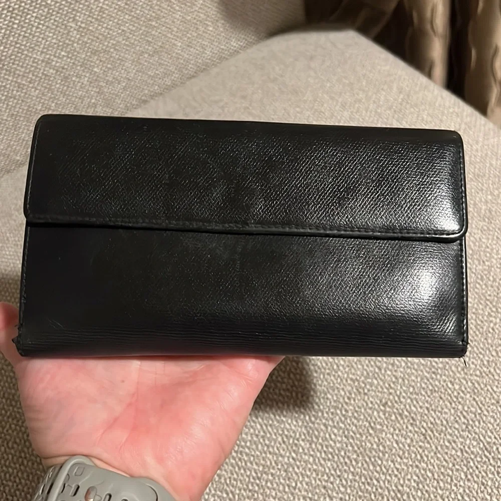 CHANEL coco button
